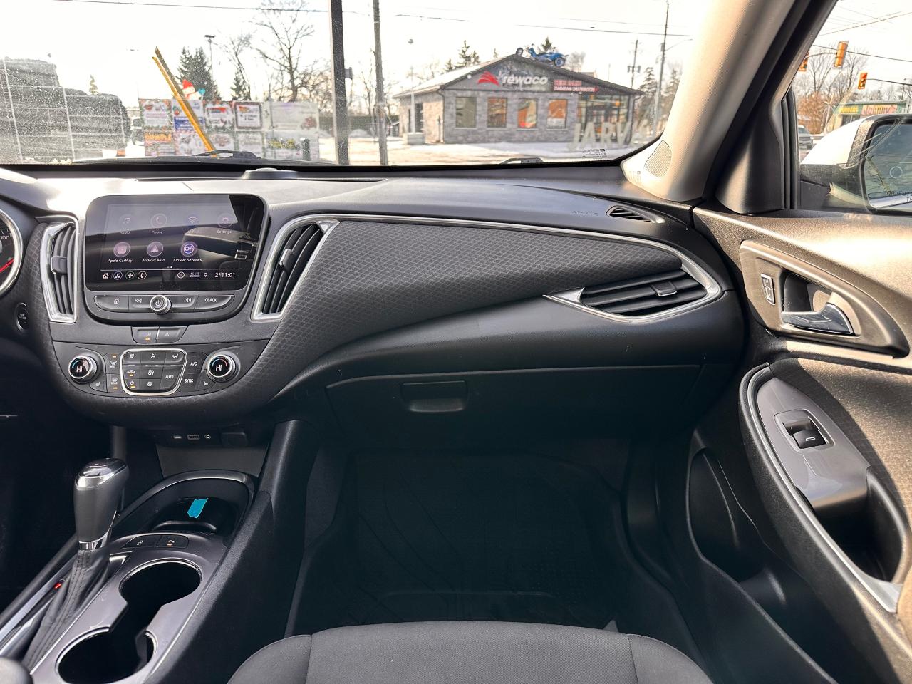 2020 Chevrolet Malibu CARPLAY, HEATED SEATS, FINANCING AVAB!