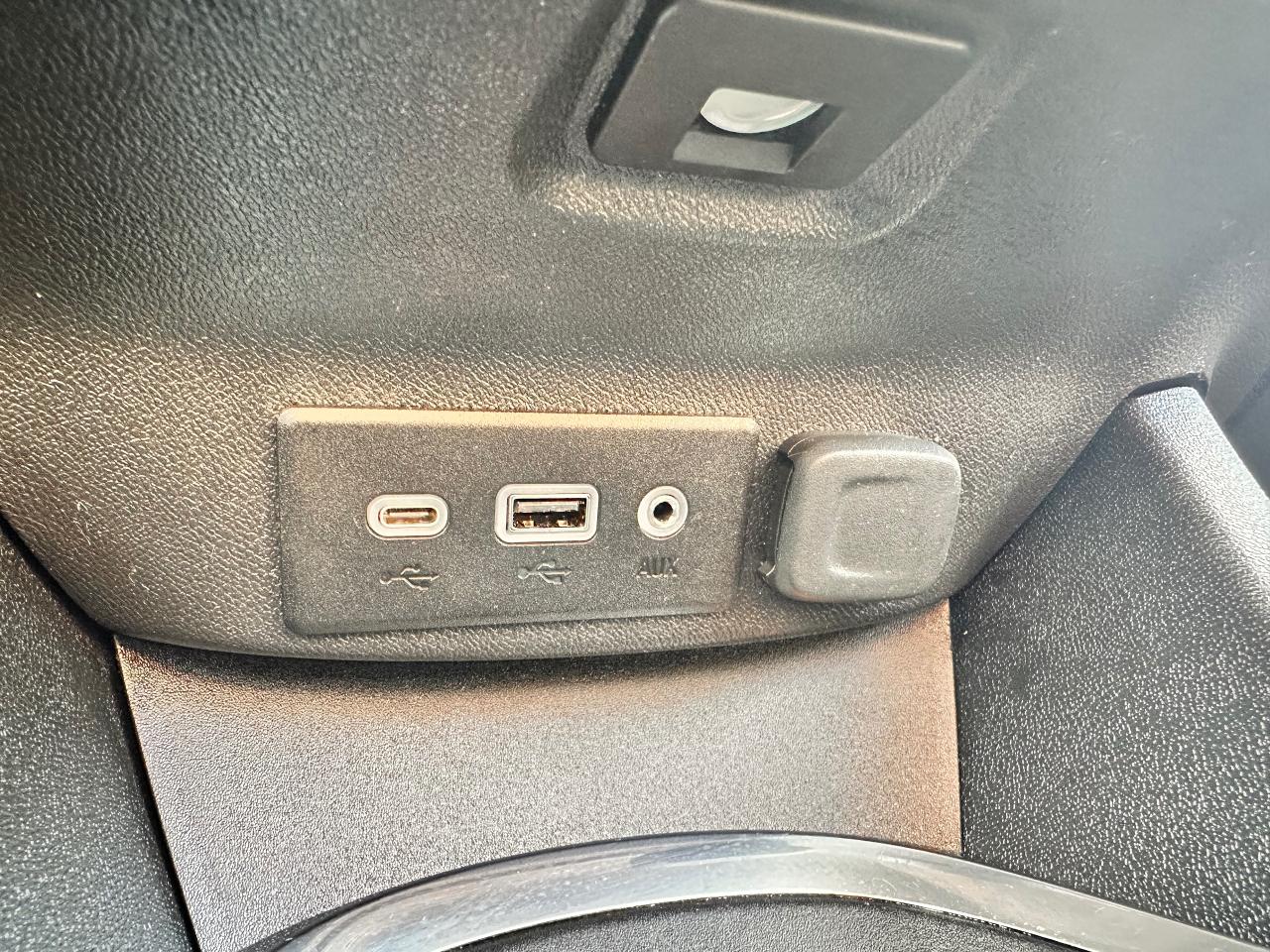 2020 Chevrolet Malibu CARPLAY, HEATED SEATS, FINANCING AVAB!