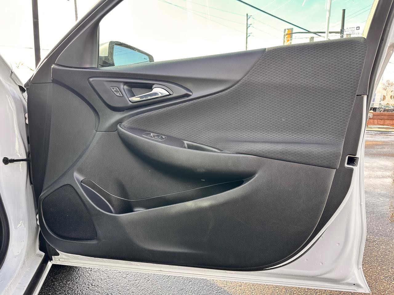 2020 Chevrolet Malibu CARPLAY, HEATED SEATS, FINANCING AVAB!