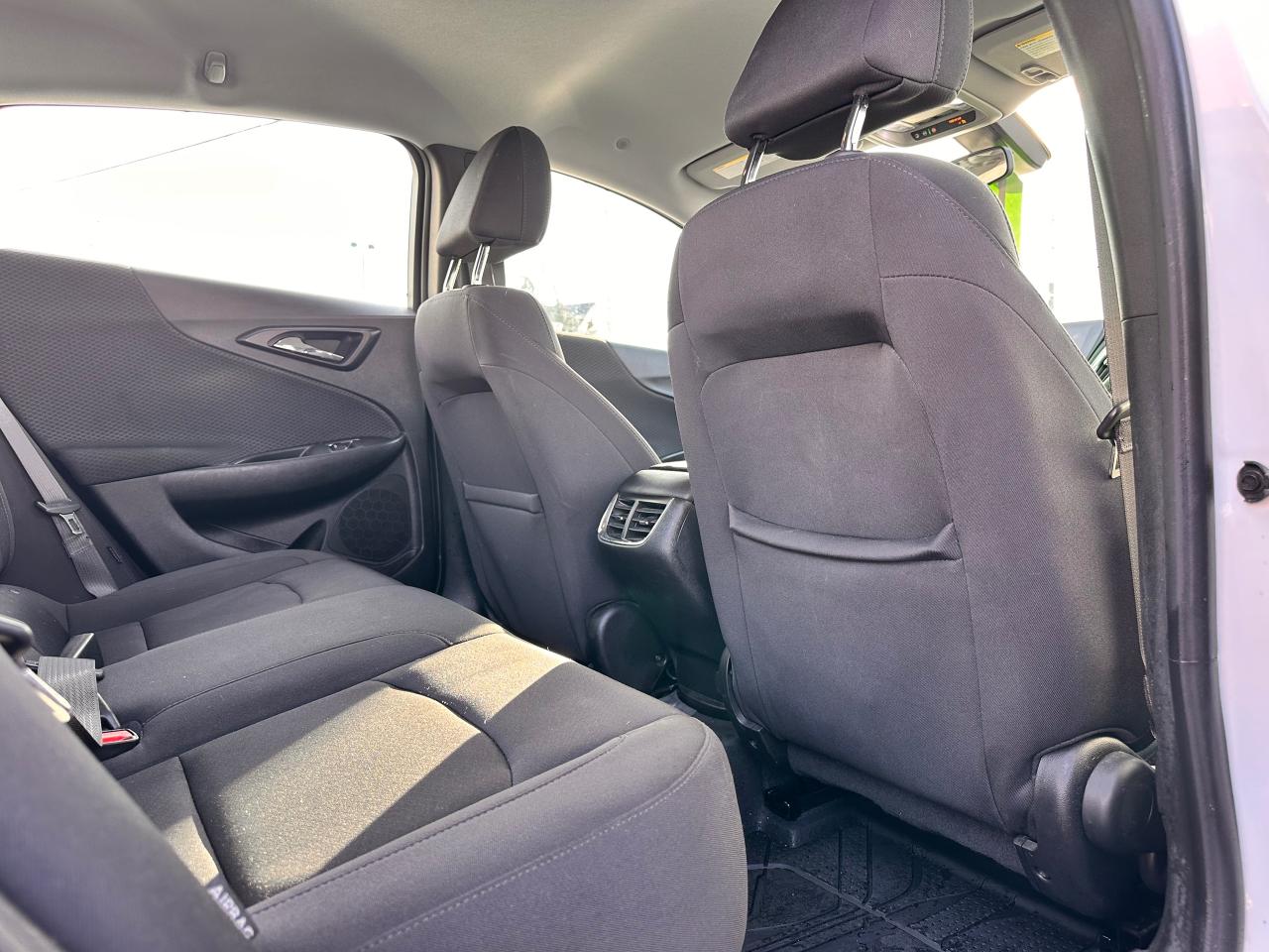 2020 Chevrolet Malibu CARPLAY, HEATED SEATS, FINANCING AVAB!