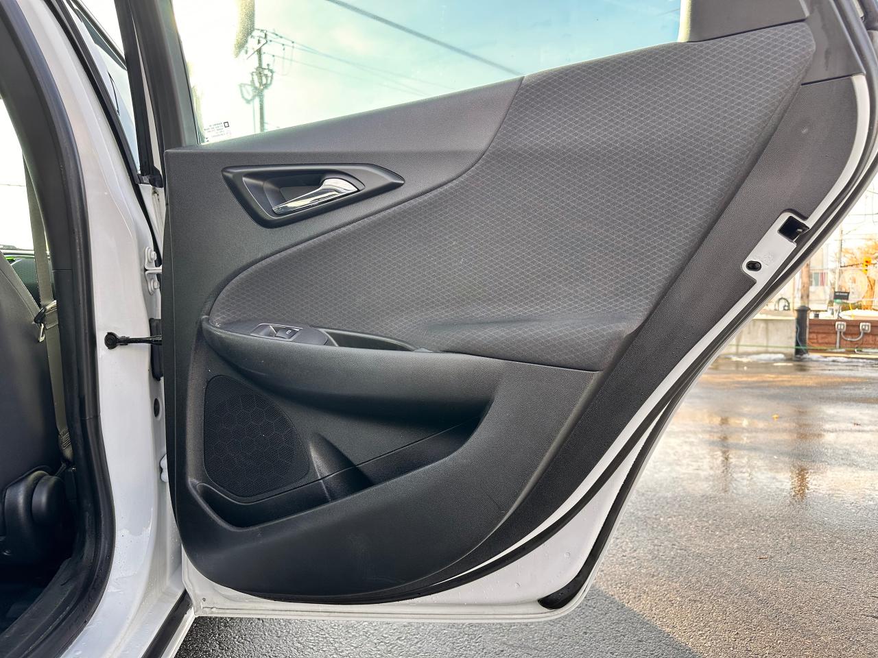 2020 Chevrolet Malibu CARPLAY, HEATED SEATS, FINANCING AVAB!