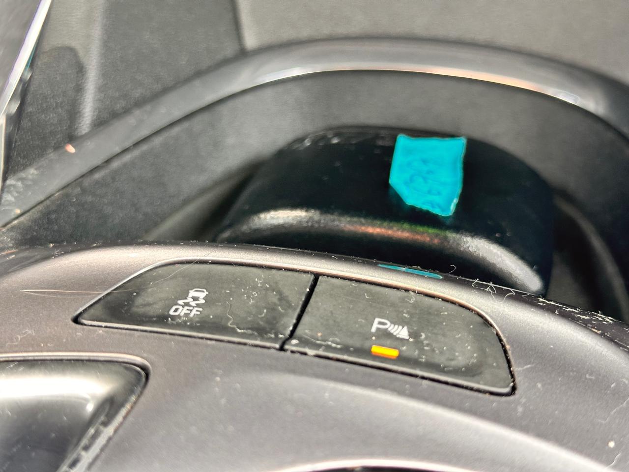 2020 Chevrolet Malibu CARPLAY, HEATED SEATS, FINANCING AVAB! Photo