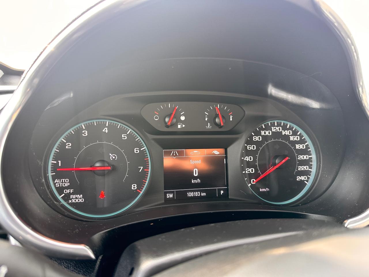 2020 Chevrolet Malibu CARPLAY, HEATED SEATS, FINANCING AVAB! Photo