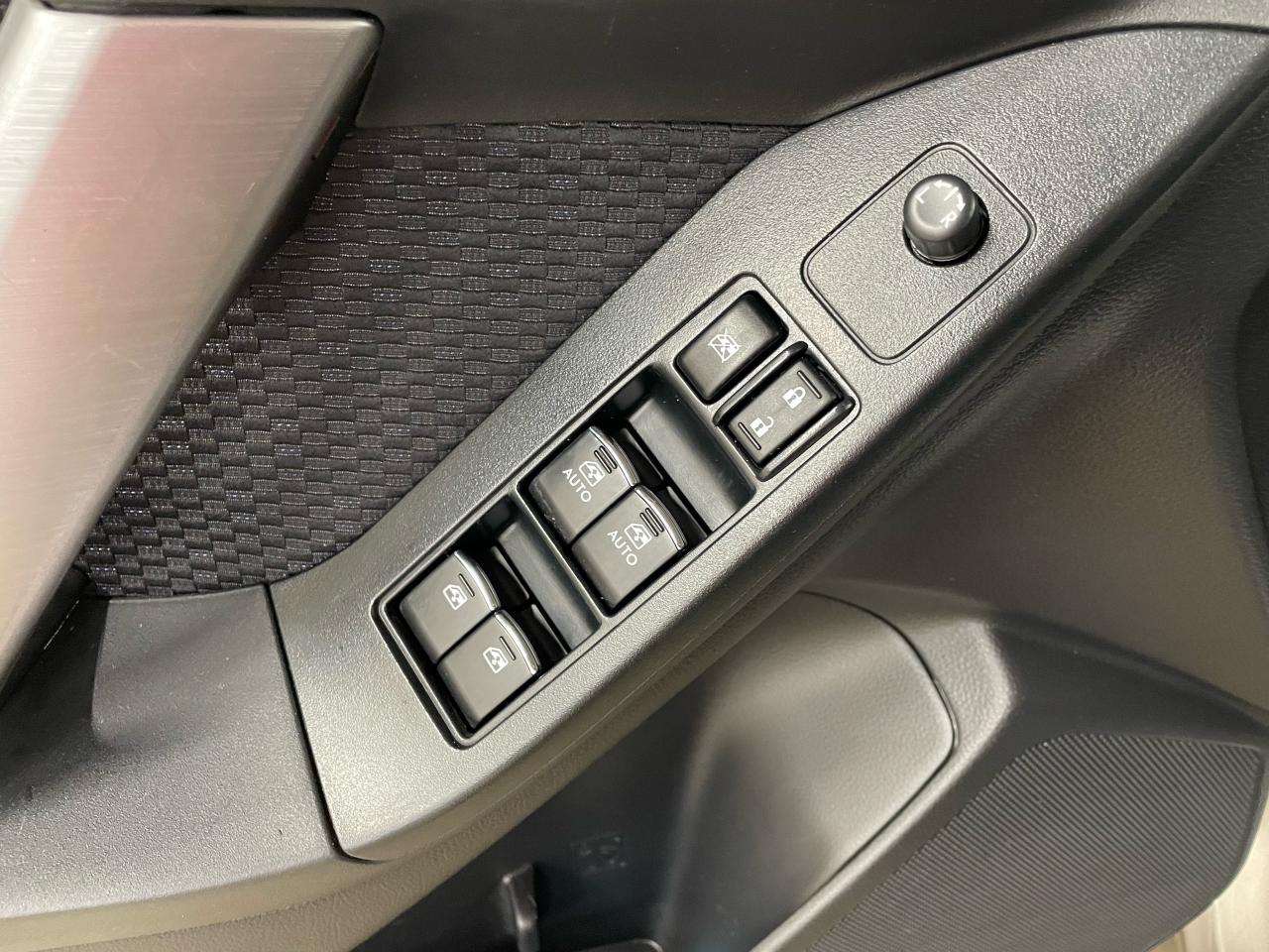 2017 Subaru Forester i Touring Photo12