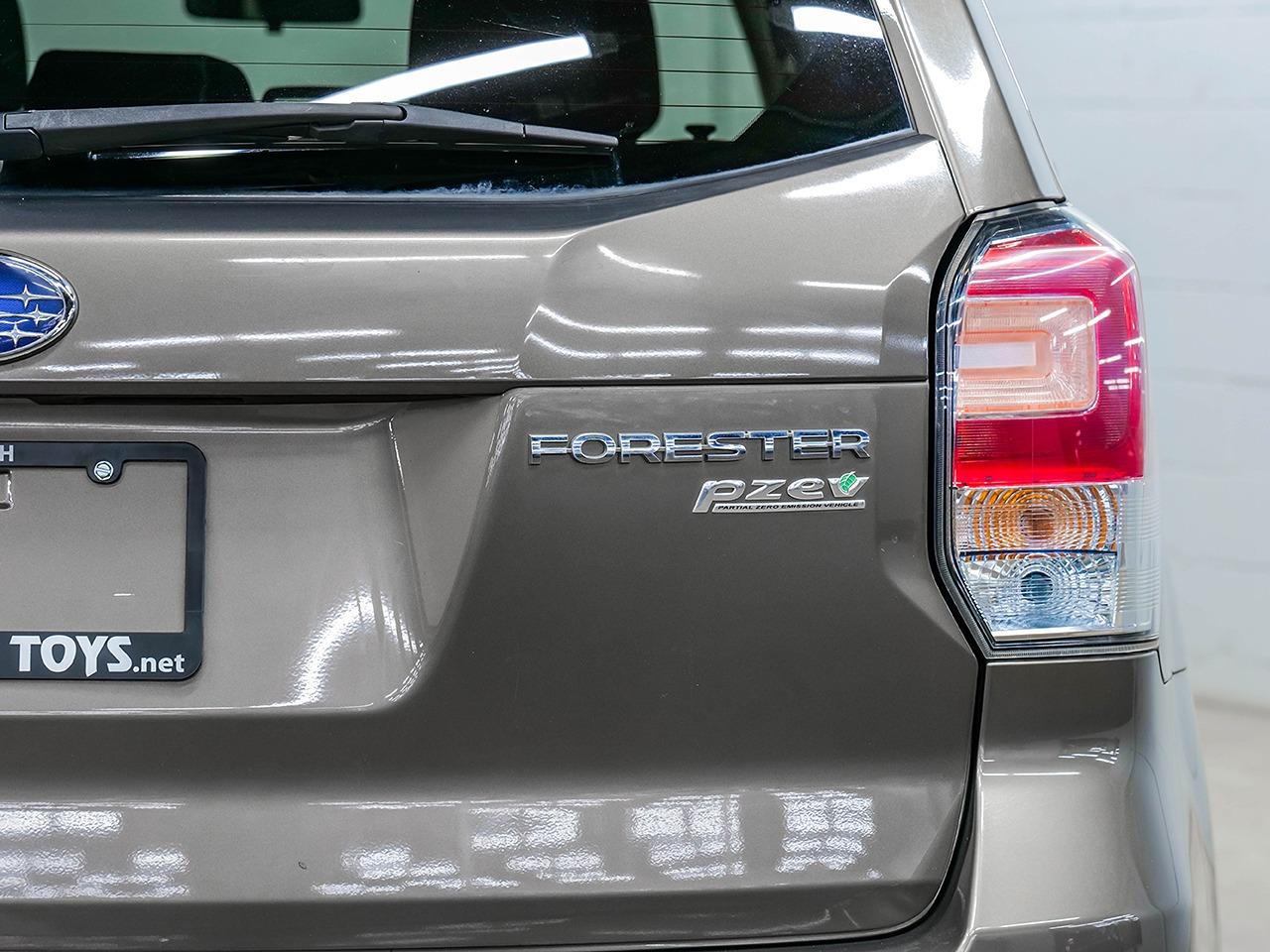 2017 Subaru Forester i Touring | CLEAN CARFAX | AWD | PANORAMIC SUNROOF Photo