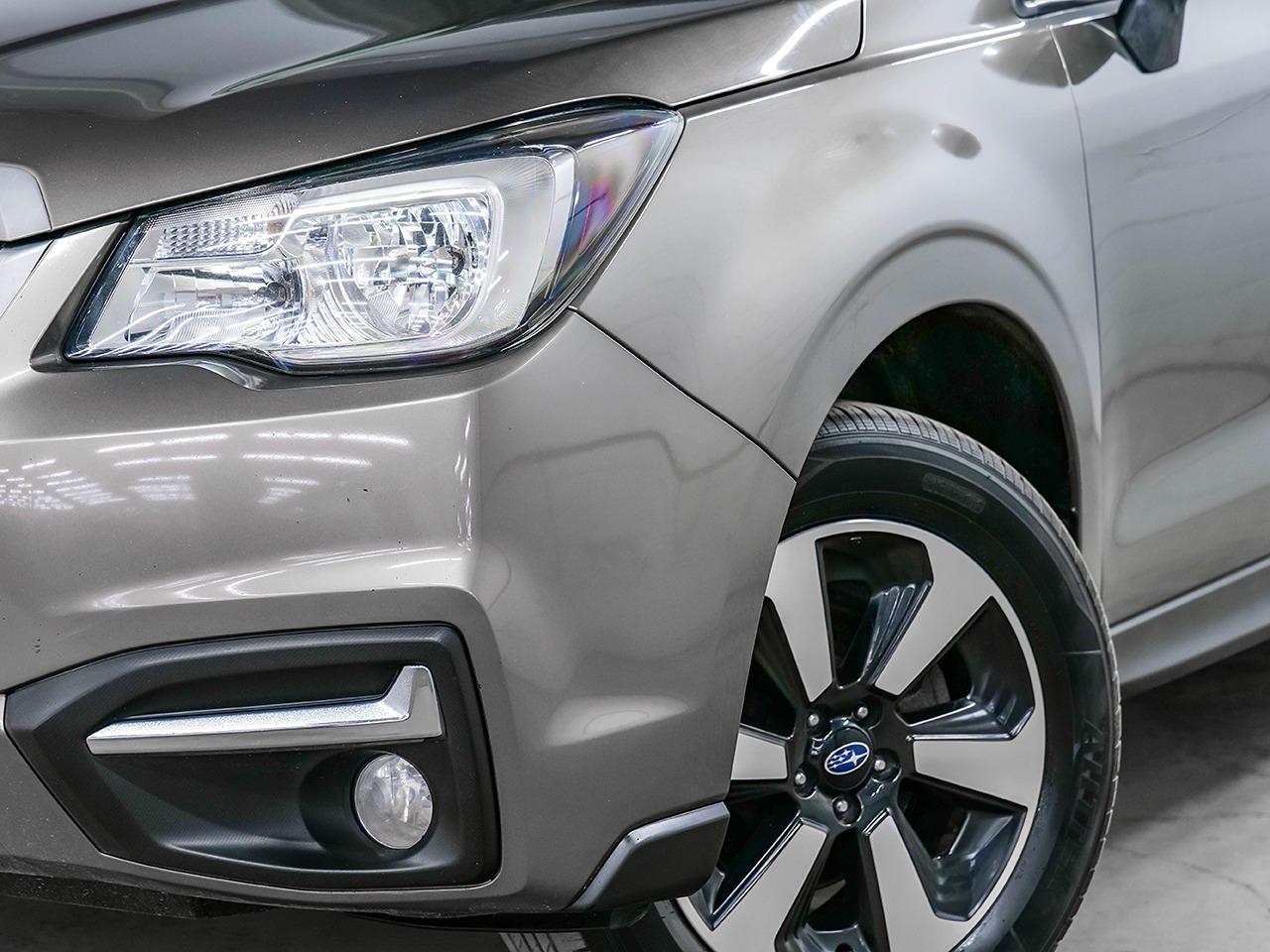 2017 Subaru Forester i Touring | CLEAN CARFAX | AWD | PANORAMIC SUNROOF Photo8