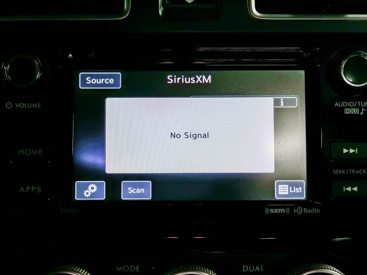 2017 Subaru Forester i Touring | CLEAN CARFAX | AWD | PANORAMIC SUNROOF Photo24