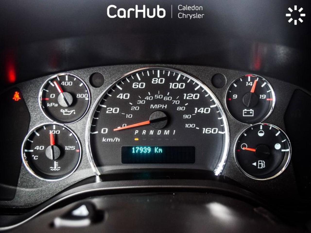 2024 Chevrolet Express Cargo Van RWD 2500 135" Backup Camera Air condition Photo