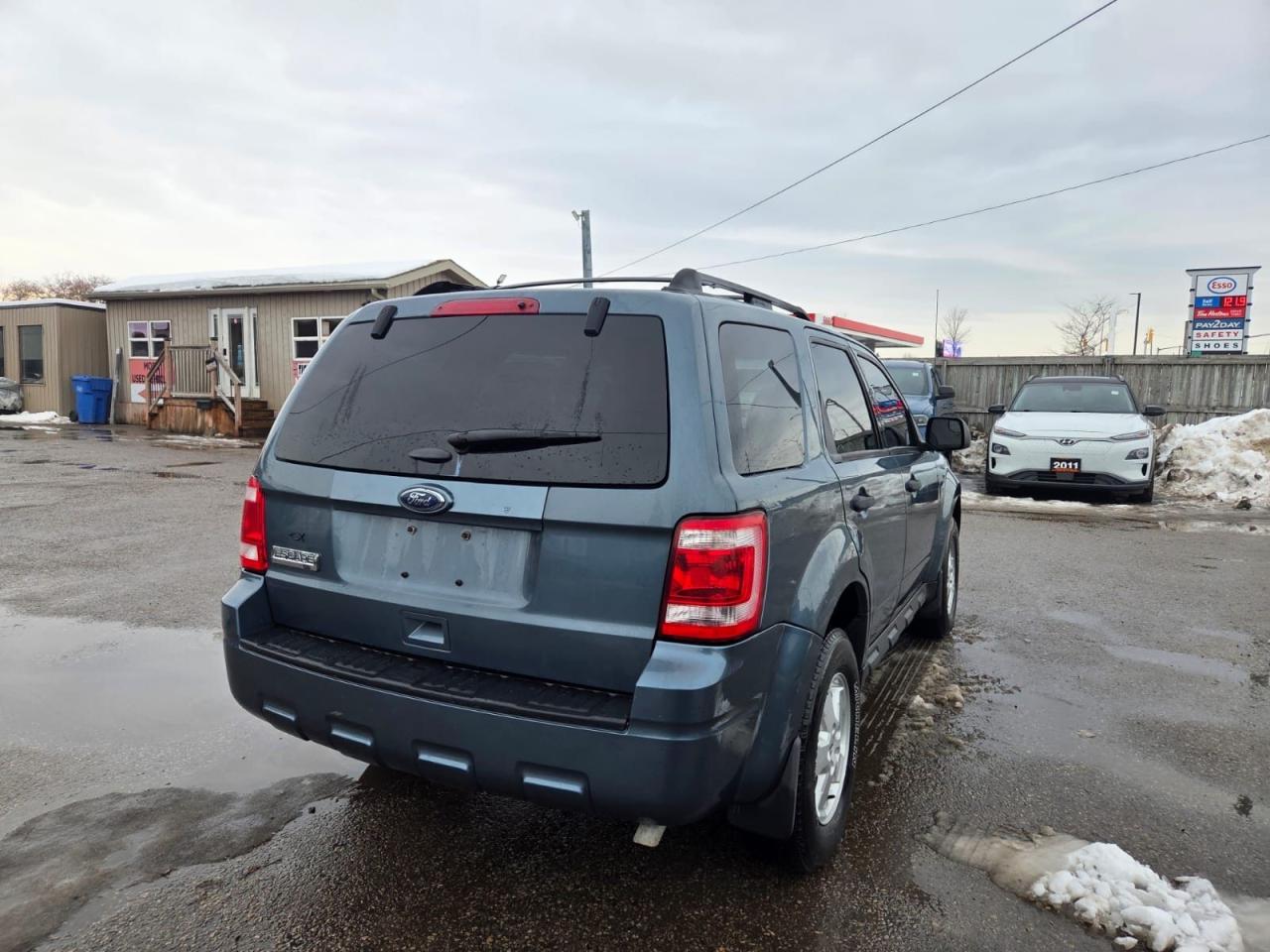2012 Ford Escape XLT, ONE OWNER, NO ACCIDENTS, ONLY 74KM, CERTIFIED Photo4