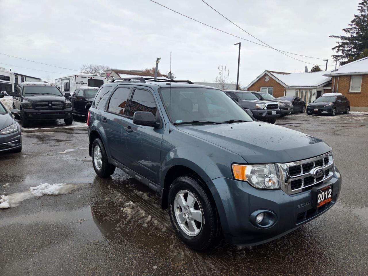 2012 Ford Escape XLT, ONE OWNER, NO ACCIDENTS, ONLY 74KM, CERTIFIED Photo