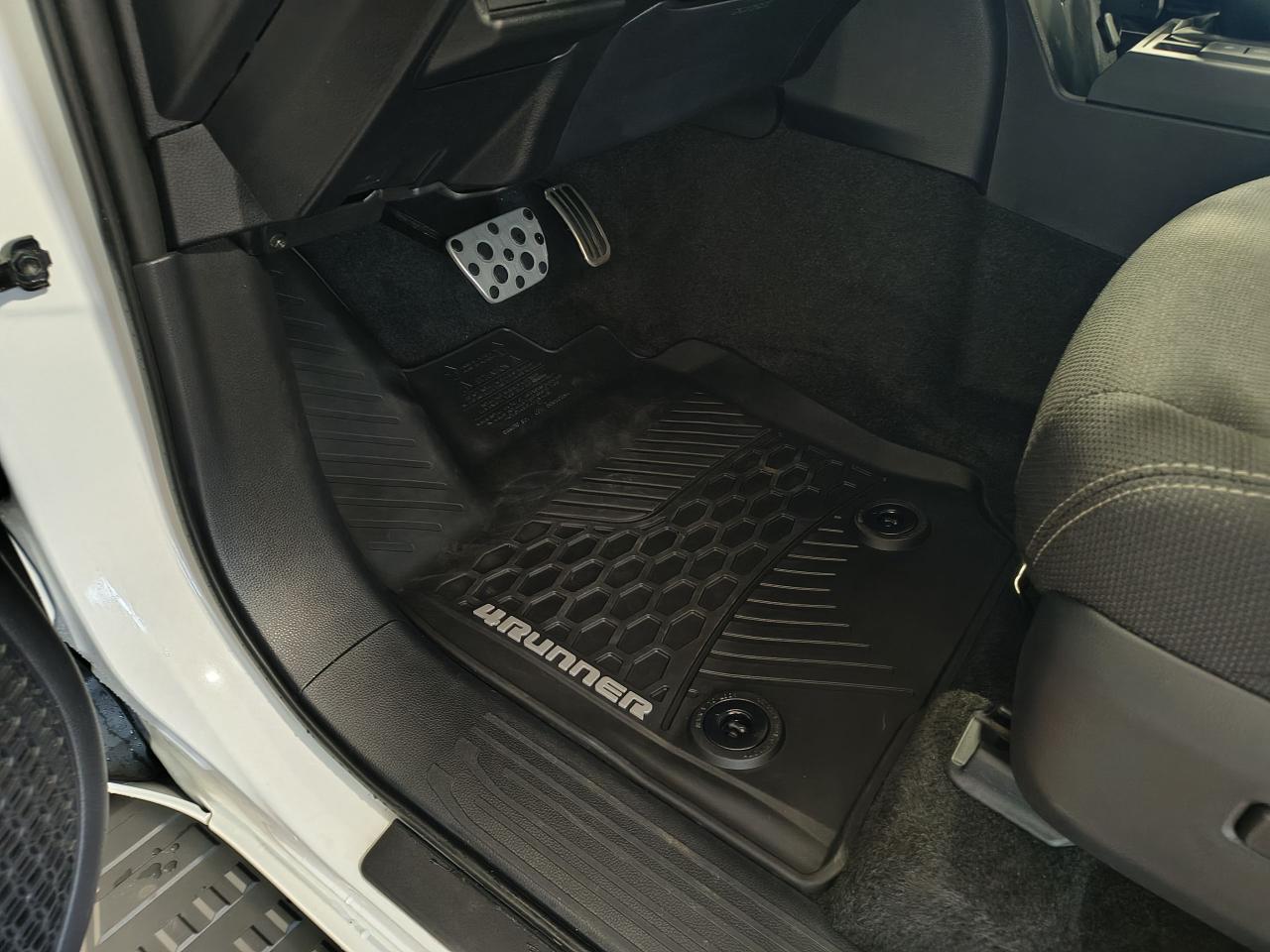 2025 Toyota 4Runner TRD Sport 4x4 Photo