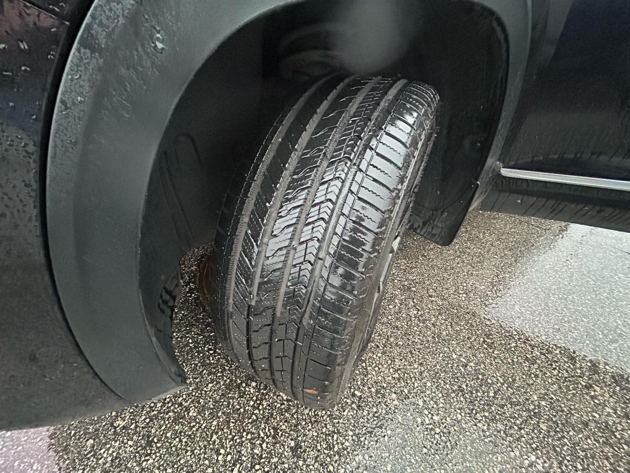 2024 Volkswagen Atlas EXECLINE - Photo #15