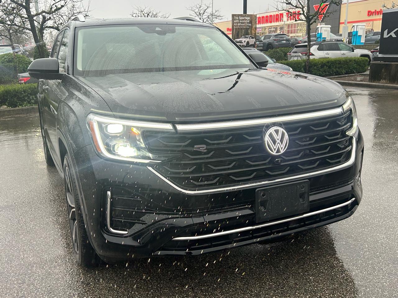 2024 Volkswagen Atlas EXECLINE - Photo #4