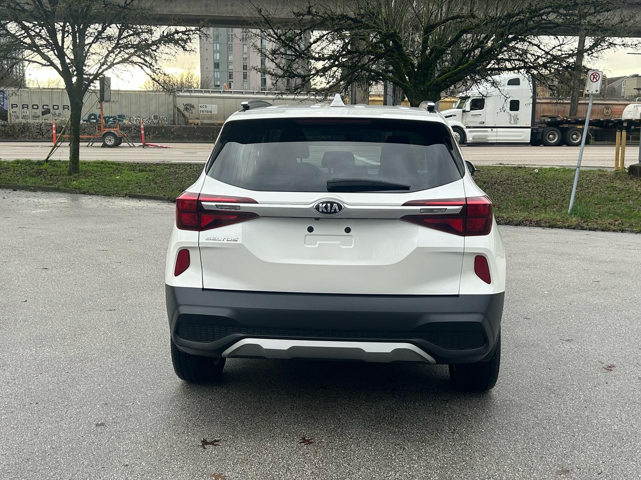 2021 Kia Seltos LX AWD - Photo #7