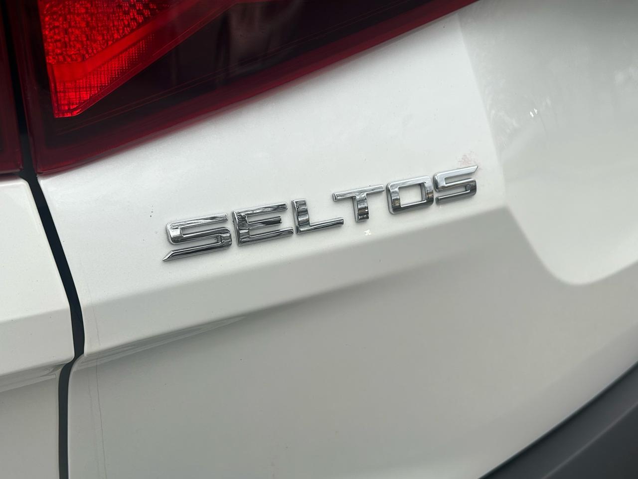 2021 Kia Seltos LX AWD - Photo #15
