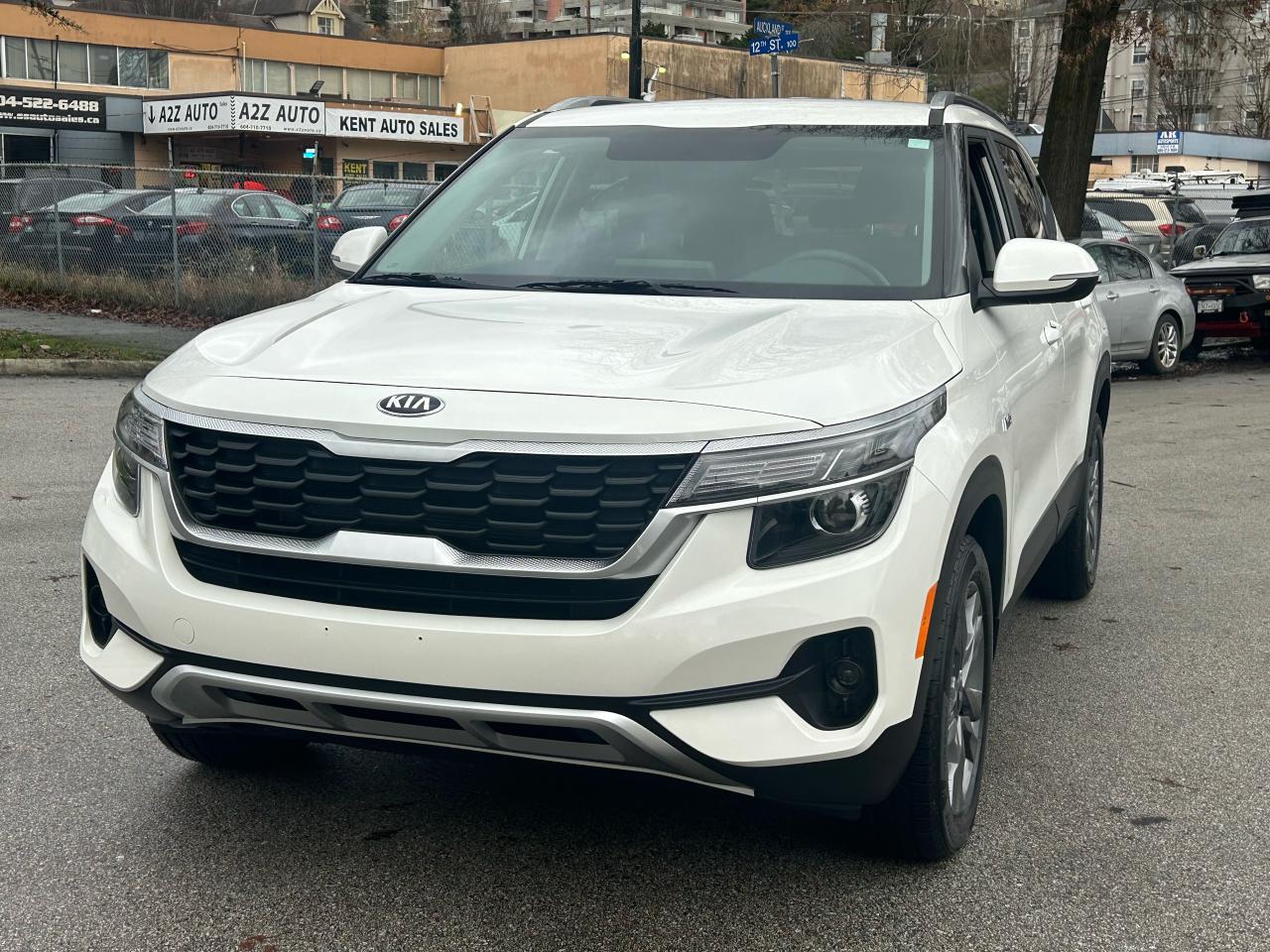 2021 Kia Seltos LX's photo