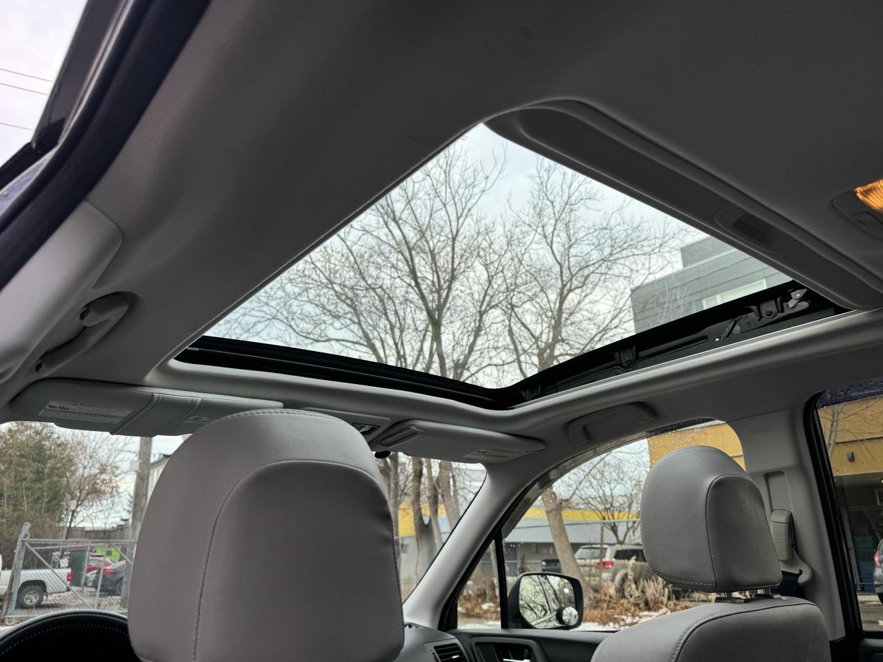 2015 Subaru Forester i Limited w/Tech Pkg Photo