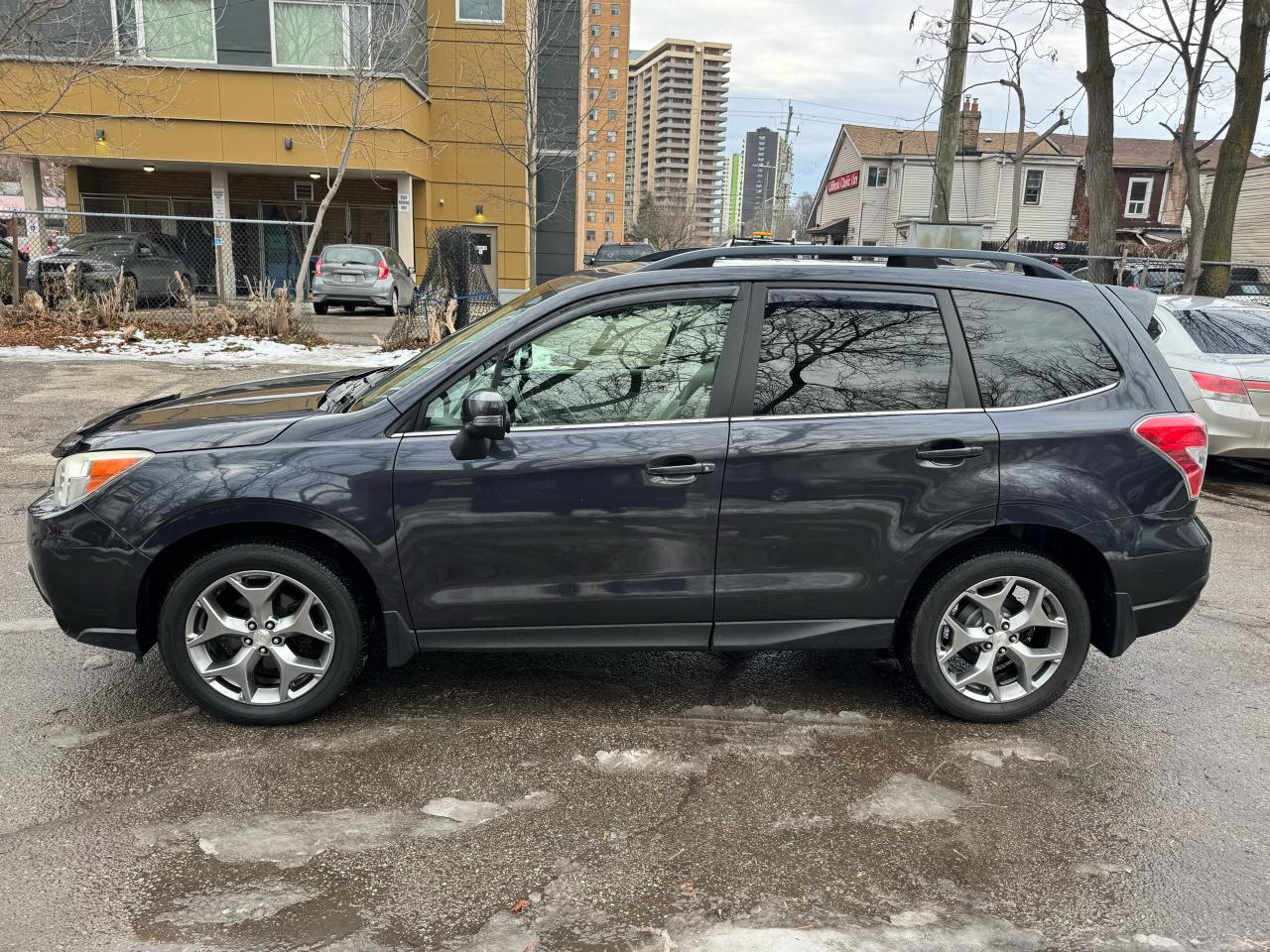 2015 Subaru Forester i Limited w/Tech Pkg Photo