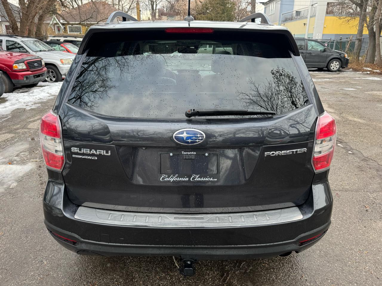 2015 Subaru Forester i Limited w/Tech Pkg Photo3