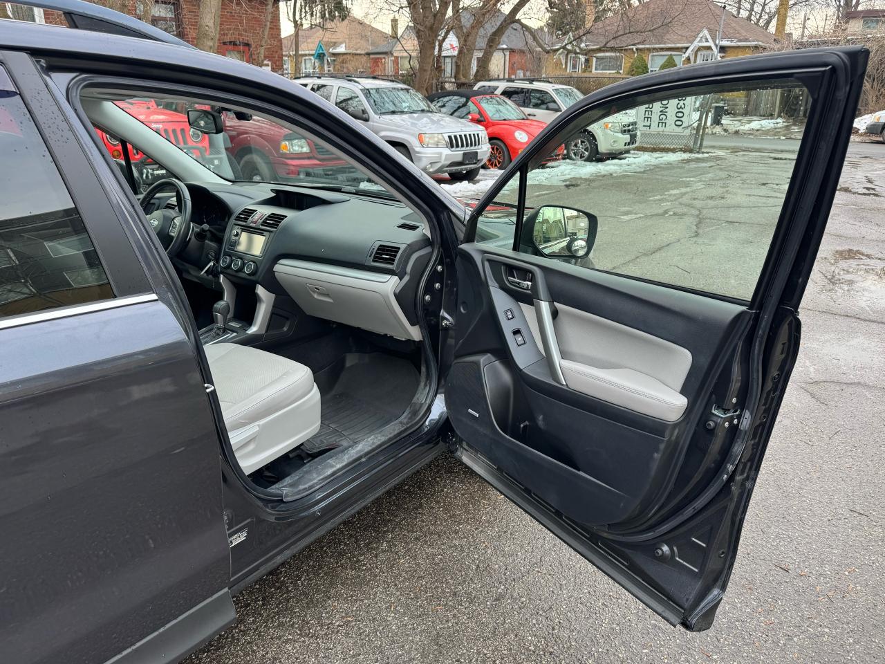 2015 Subaru Forester i Limited w/Tech Pkg Photo