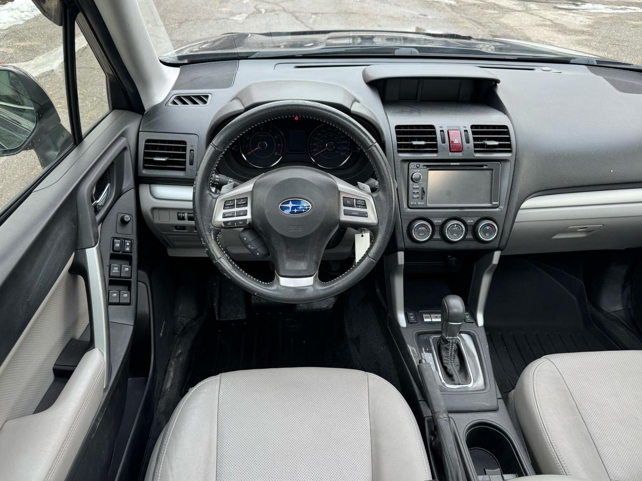 2015 Subaru Forester i Limited w/Tech Pkg Photo