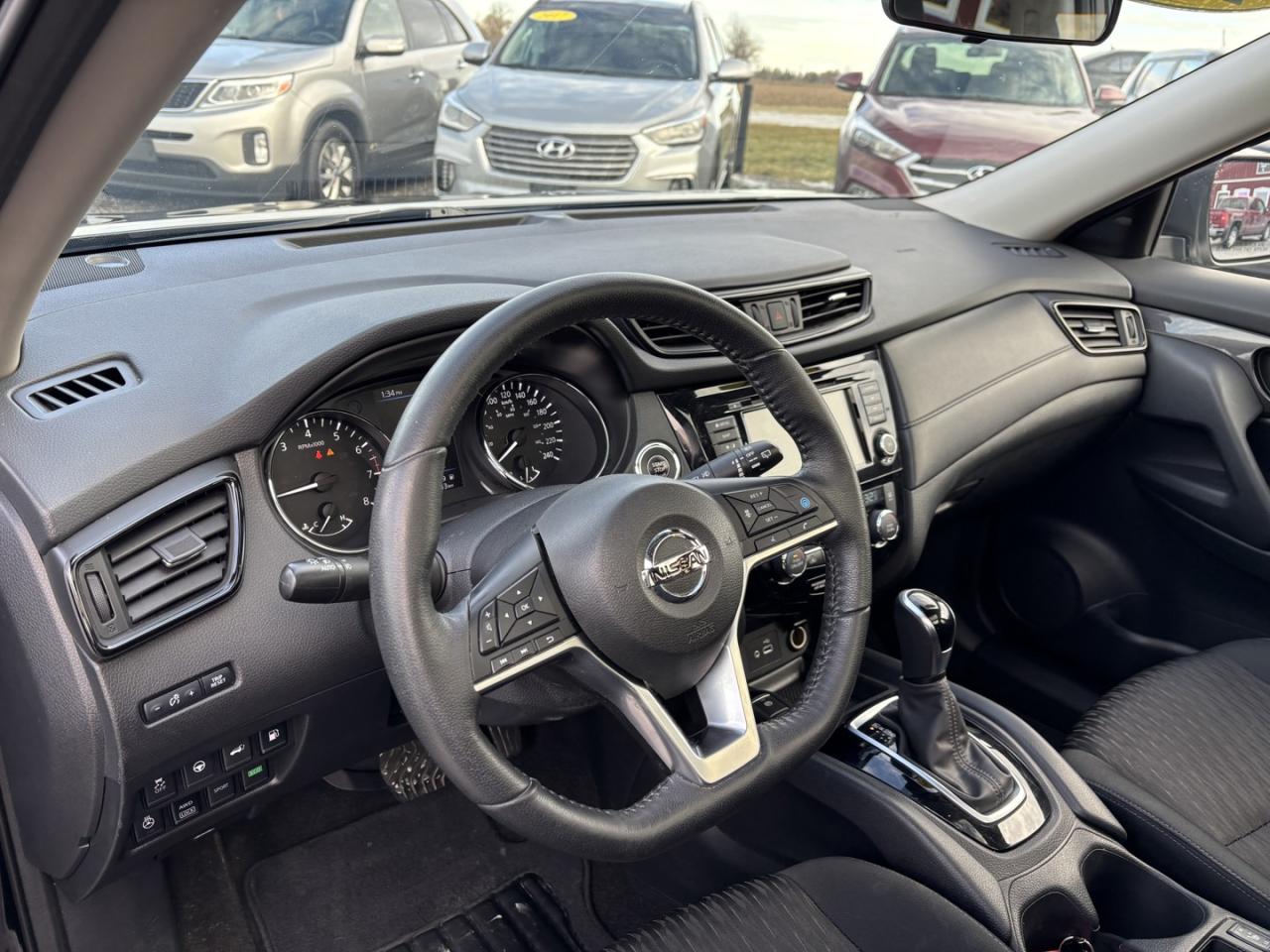 2019 Nissan Rogue S ~NO ACCIDENTS~1 OWNER~CLEAN TITLE~ Photo
