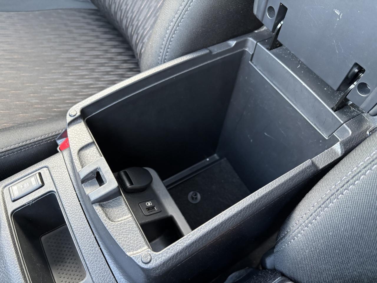 2019 Nissan Rogue S ~NO ACCIDENTS~1 OWNER~CLEAN TITLE~ Photo