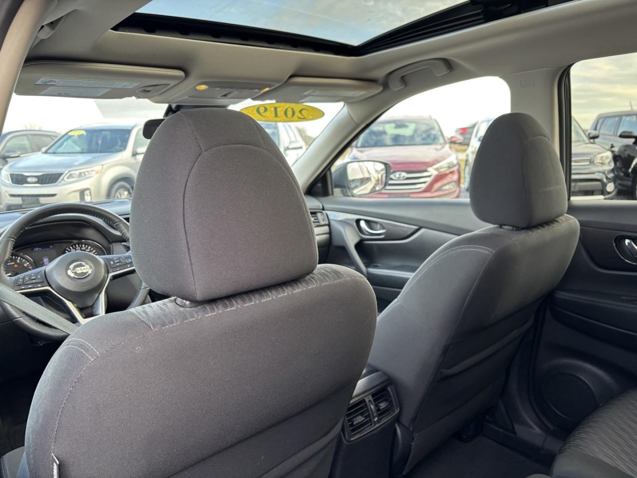 2019 Nissan Rogue S ~NO ACCIDENTS~1 OWNER~CLEAN TITLE~ Photo