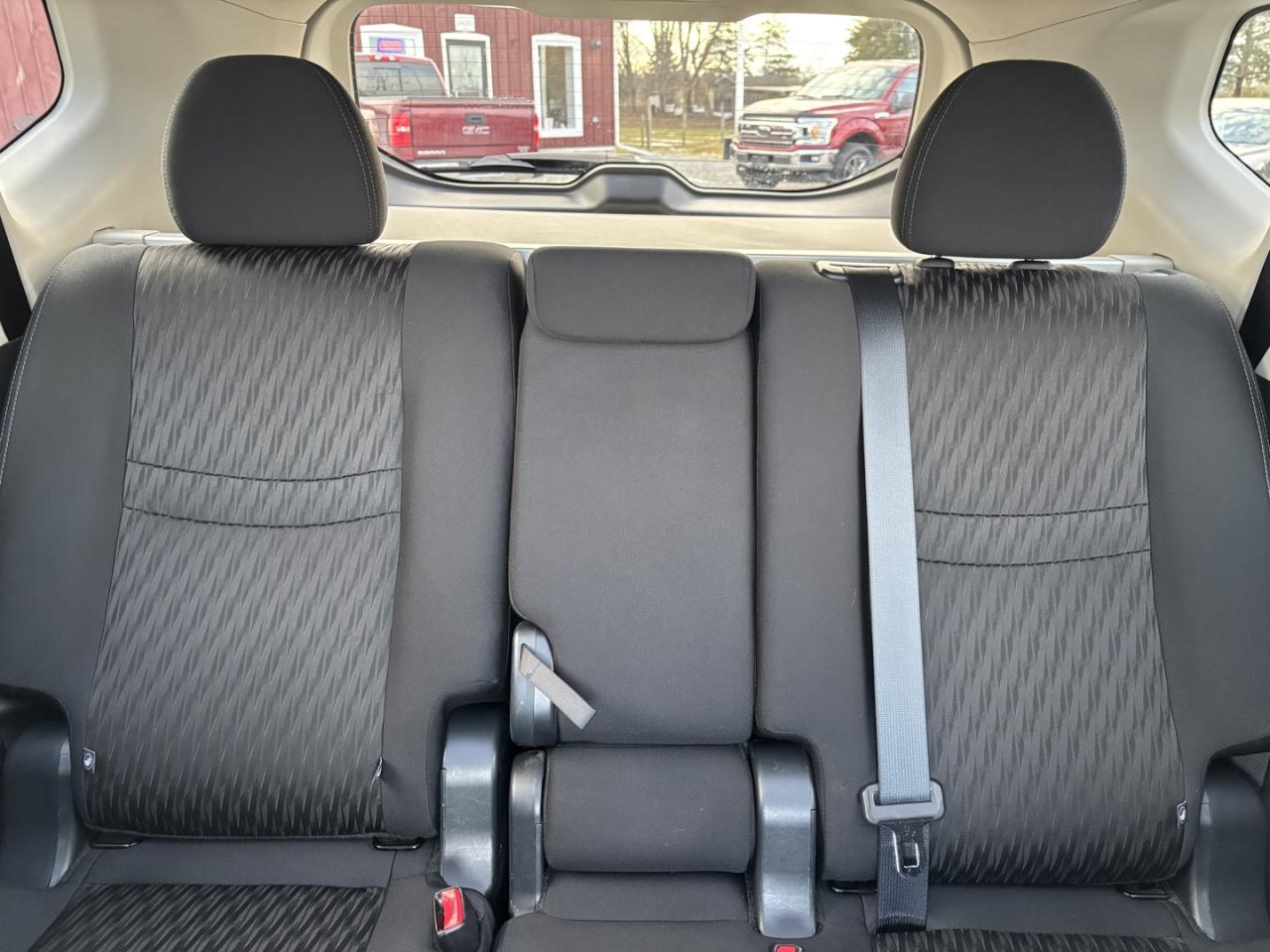 2019 Nissan Rogue S ~NO ACCIDENTS~1 OWNER~CLEAN TITLE~ Photo