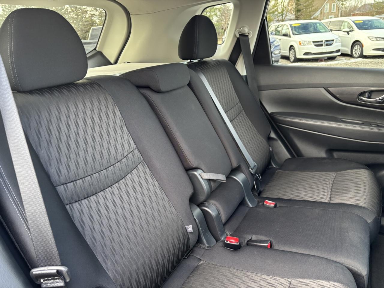 2019 Nissan Rogue S ~NO ACCIDENTS~1 OWNER~CLEAN TITLE~ Photo