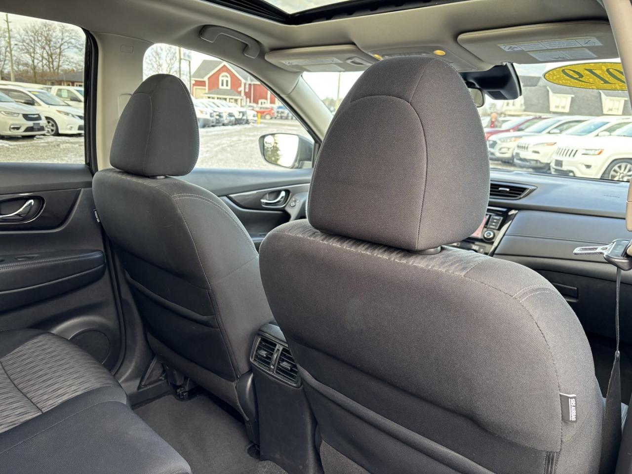 2019 Nissan Rogue S ~NO ACCIDENTS~1 OWNER~CLEAN TITLE~ Photo