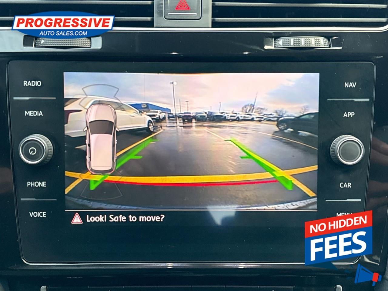 2018 Volkswagen Golf R 2.0 TSI Photo