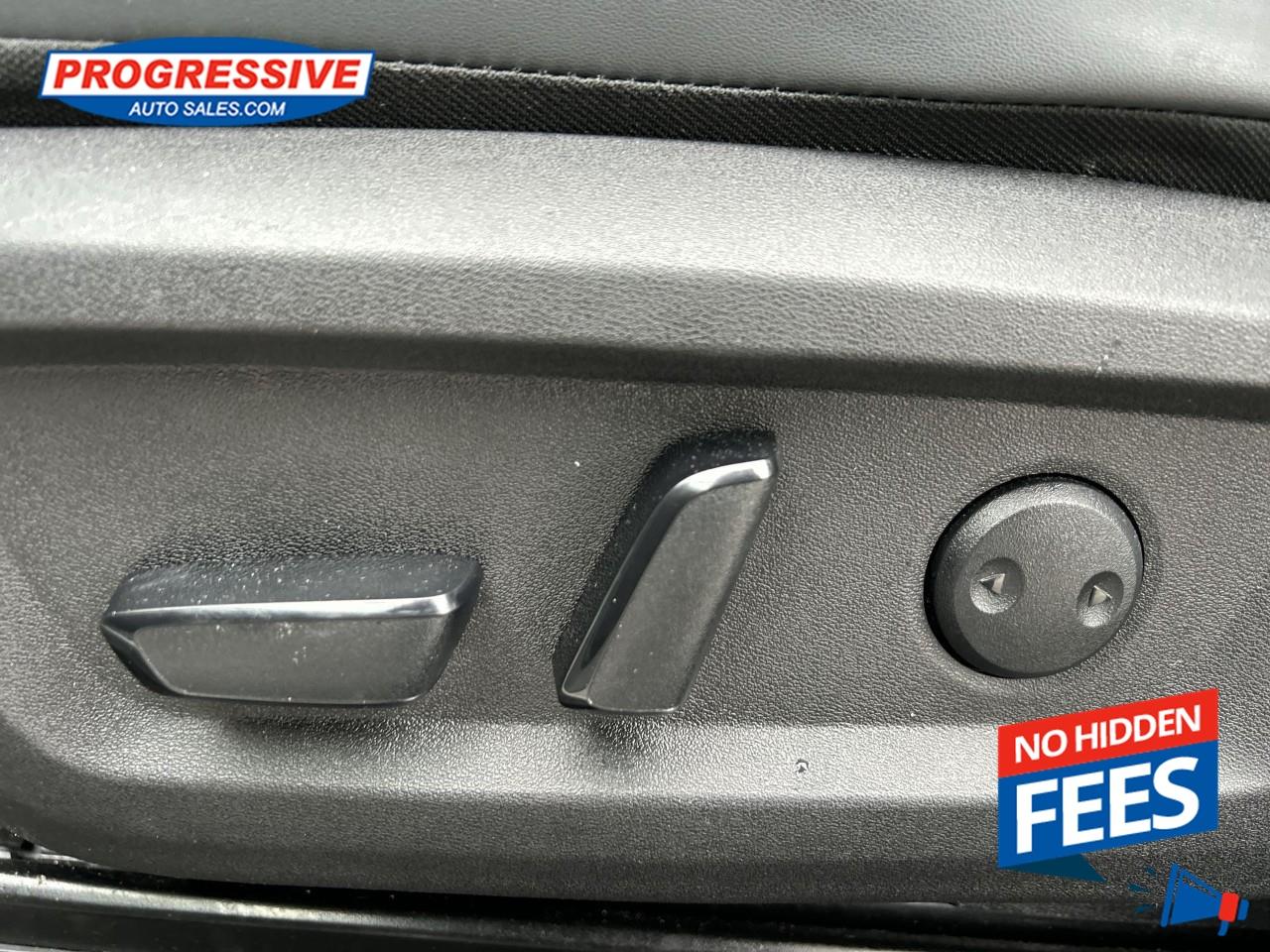 2023 Nissan Rogue SV MOONROOF Photo