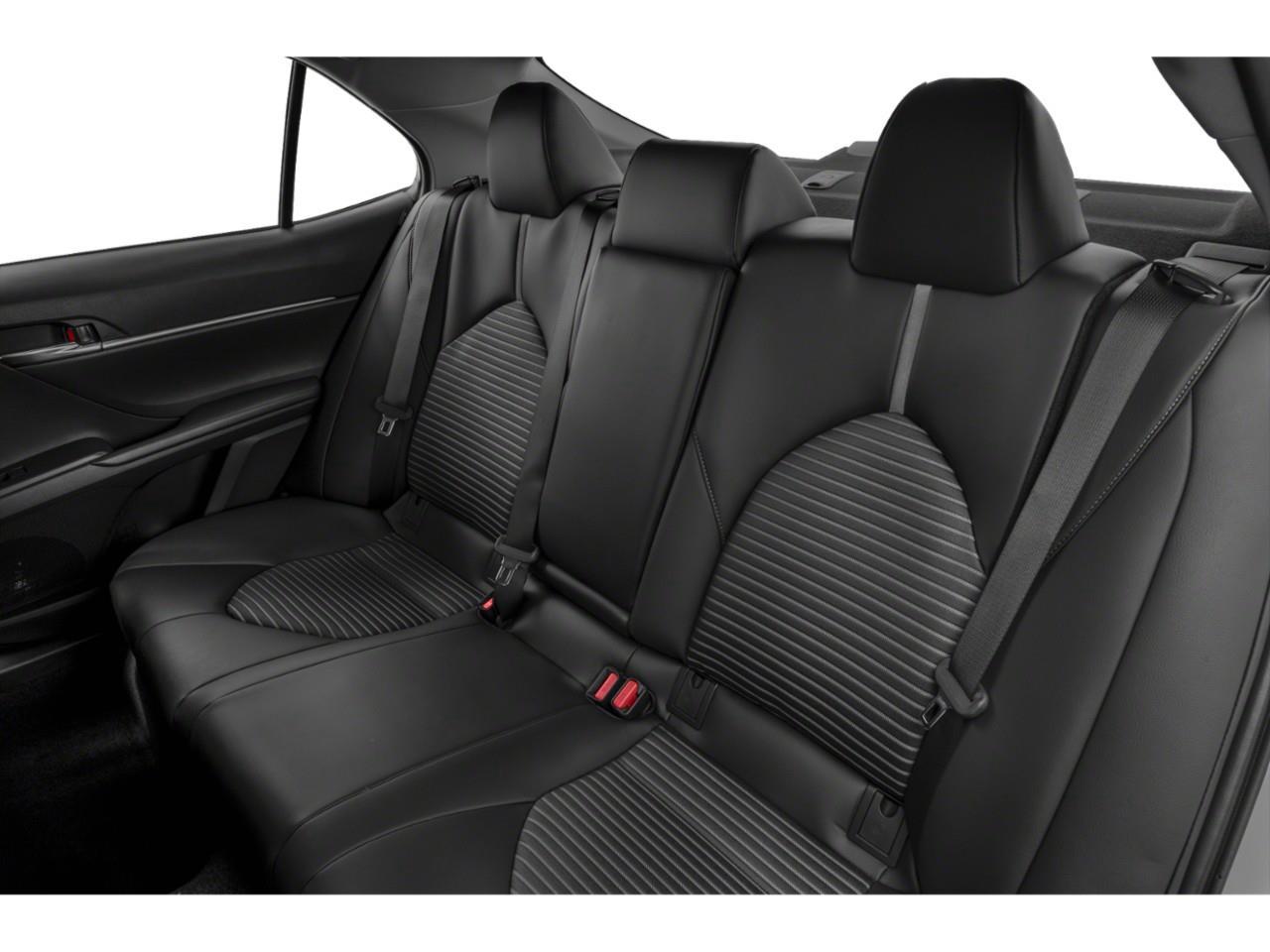 2022 Toyota Camry SE Photo