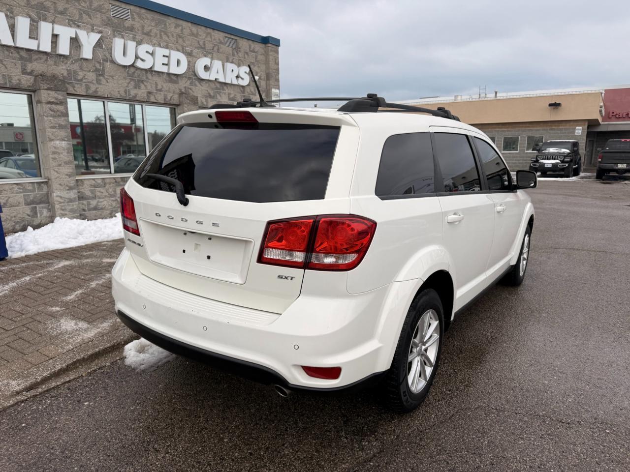 2014 Dodge Journey SXT Photo
