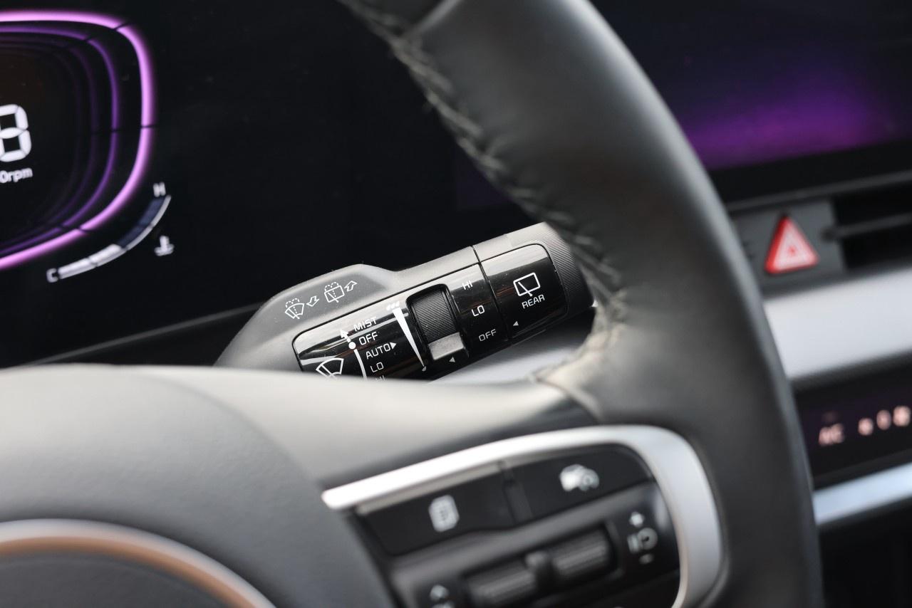 2025 Kia Sportage EX Premium AWD w/Black Interior Photo