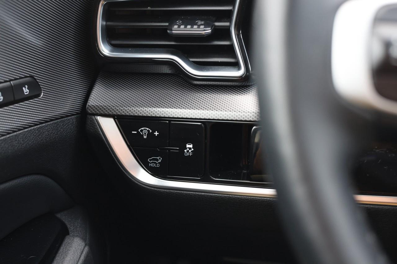 2025 Kia Sportage EX Premium AWD w/Black Interior Photo