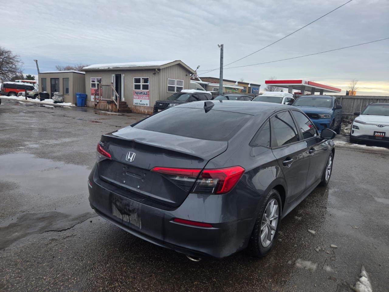 2022 Honda Civic Sport, ONLY 67KMS, 2 SETS OF TIRES, CERTIFIED Photo4