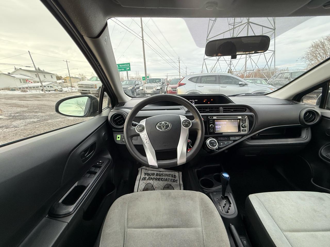 2016 Toyota Prius c 5 Door HB Photo