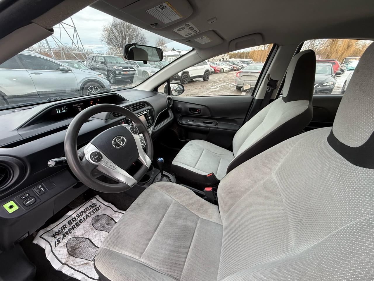 2016 Toyota Prius c 5 Door HB Photo