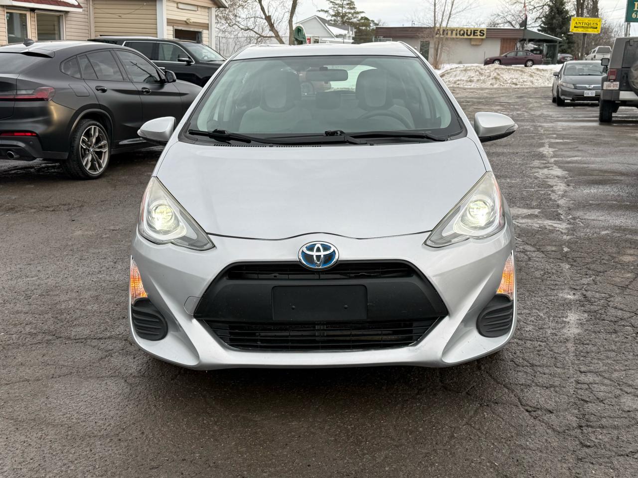 2016 Toyota Prius c 5 Door HB Photo