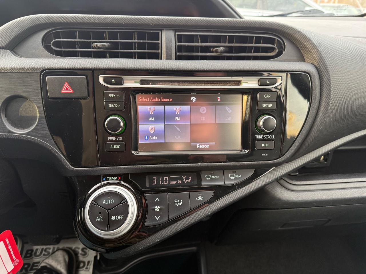 2016 Toyota Prius c 5 Door HB Photo