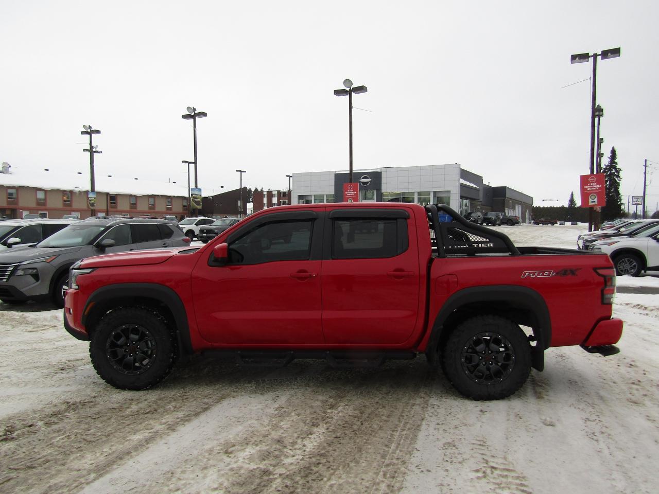 2023 Nissan Frontier PRO 4X Photo