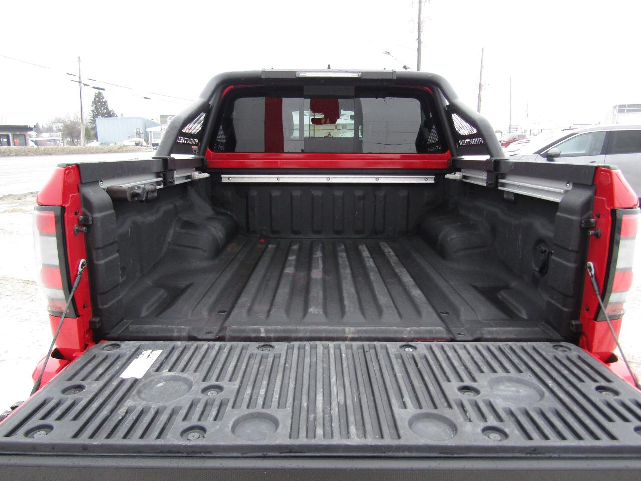 2023 Nissan Frontier PRO 4X Photo