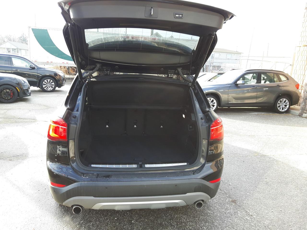 2018 BMW X1 xDrive28i Photo