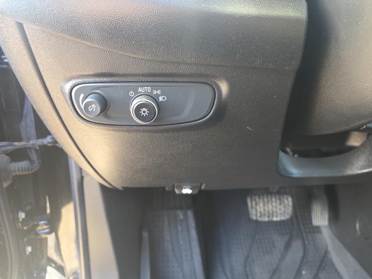 2022 Chevrolet Equinox RS AWD Photo