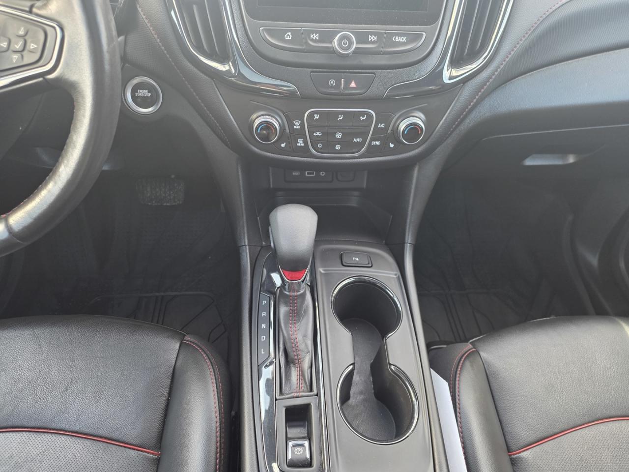 2022 Chevrolet Equinox RS AWD Photo