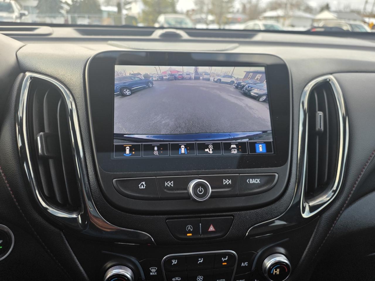 2022 Chevrolet Equinox RS AWD Photo