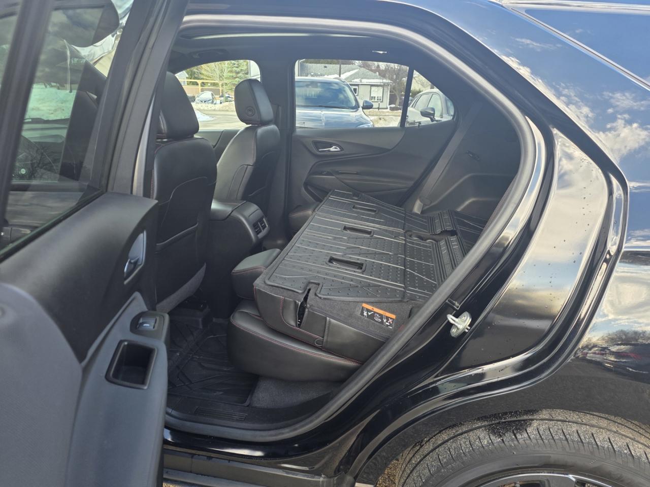 2022 Chevrolet Equinox RS AWD Photo