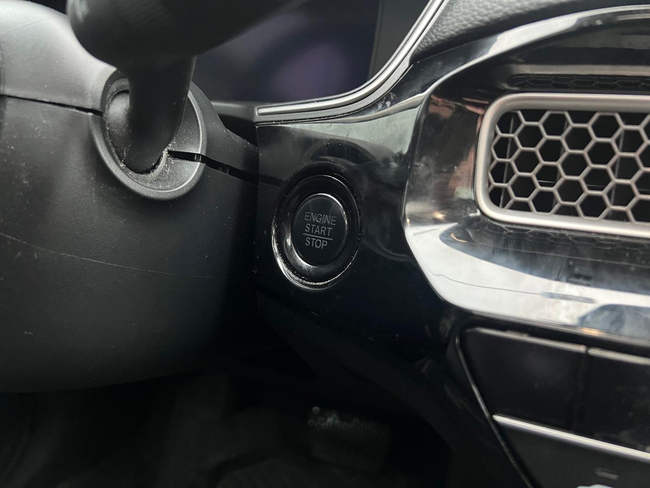 2022 Honda Civic Touring FULLY LOADED NO ACCIDENTS HEATED SEATS Photo